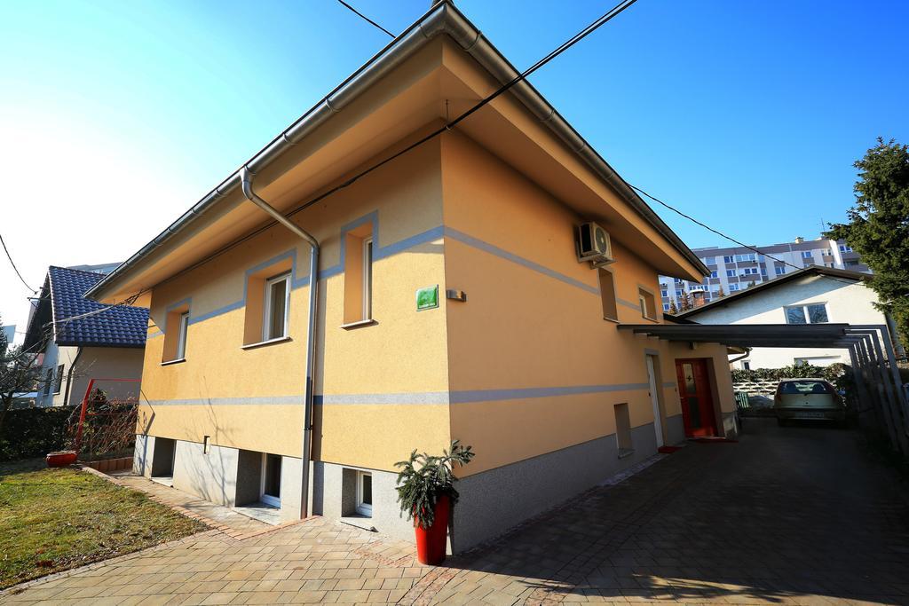 Apartment In Ljubljana Buitenkant foto